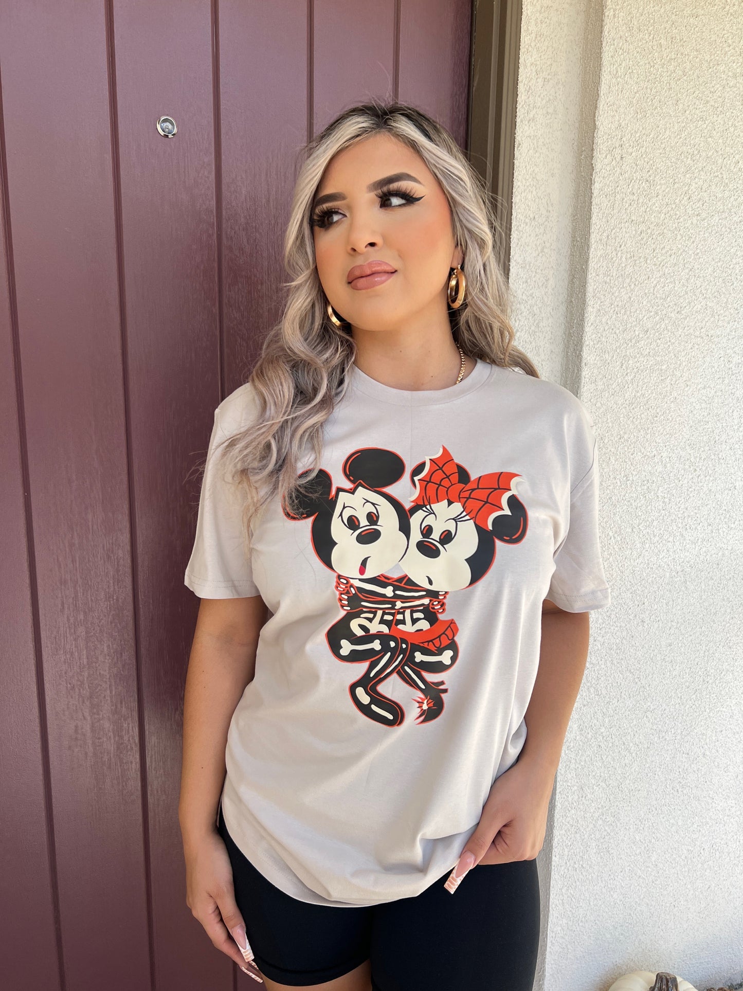 Mickey & Minnie skeleton hug shirt