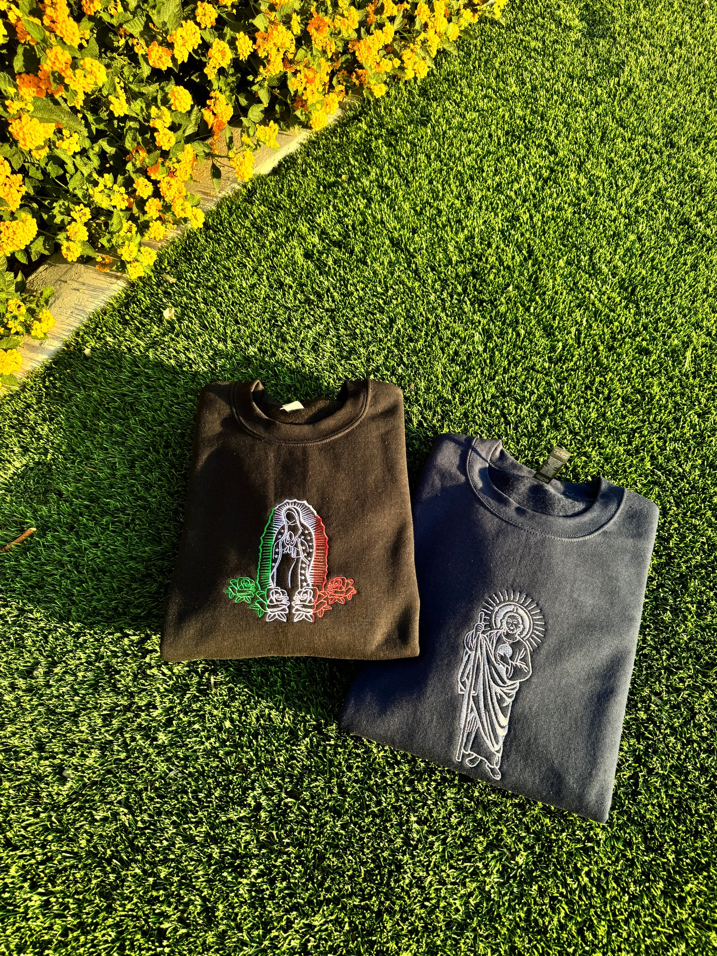 San Judas embroidered crewneck