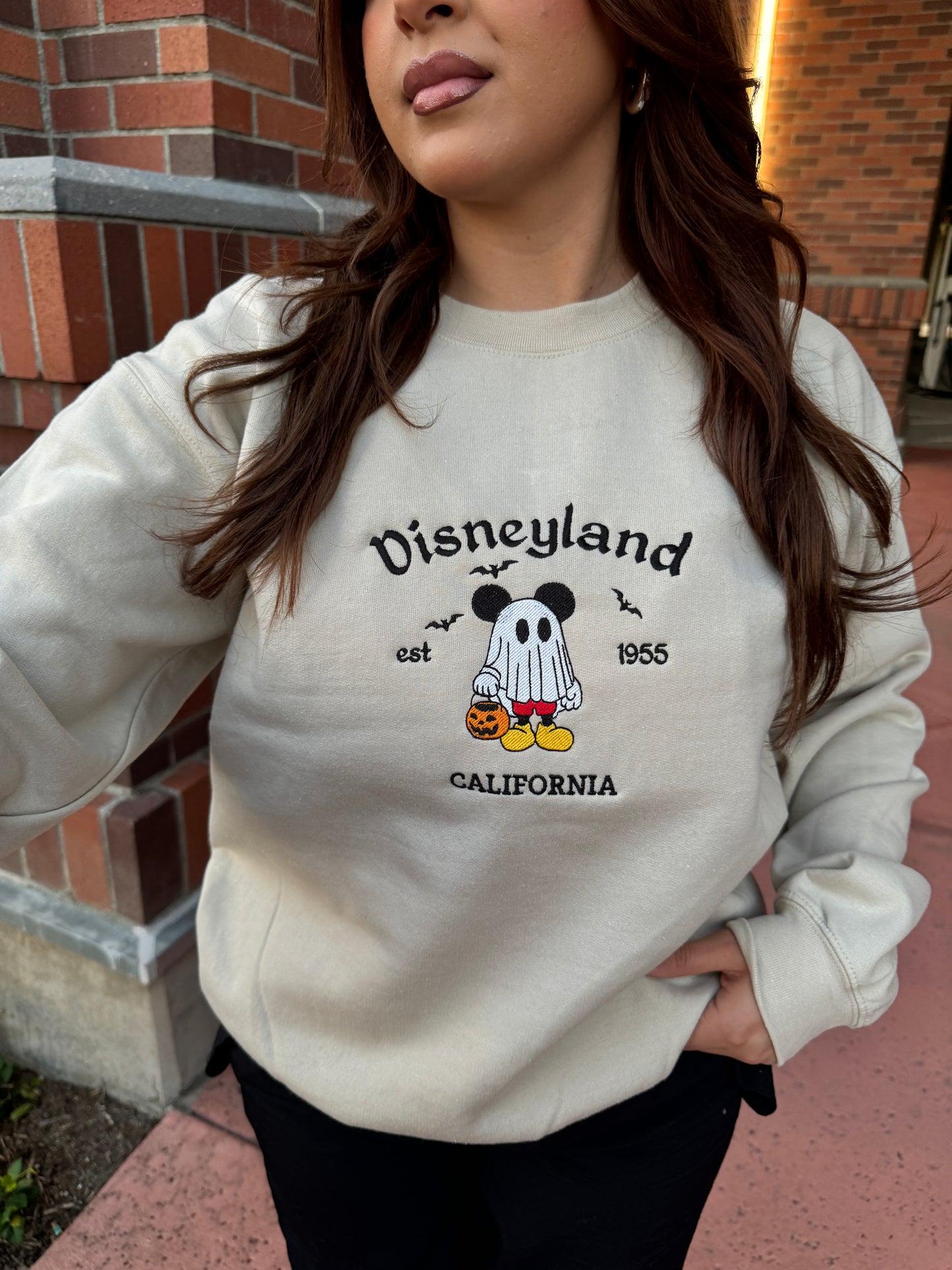 Sand Mickey ghost Crewneck