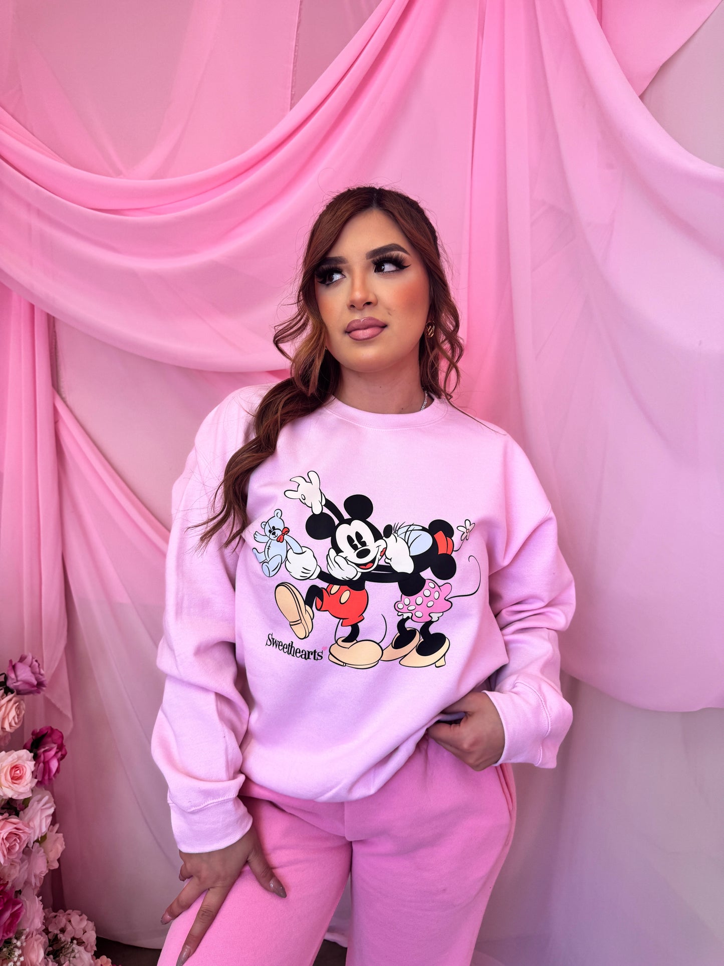 Sweethearts smooches crewneck