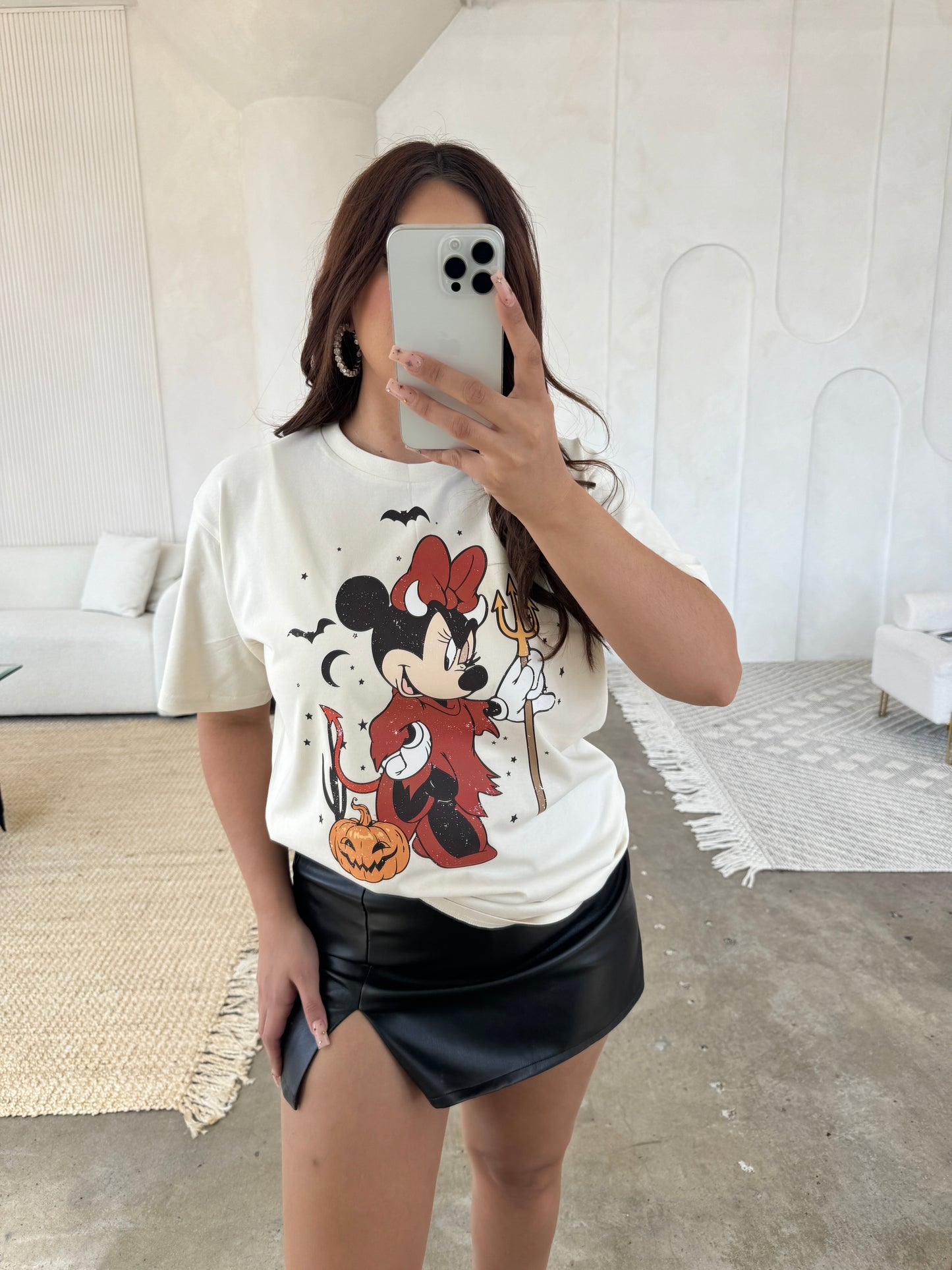 La diablita Minnie Tee