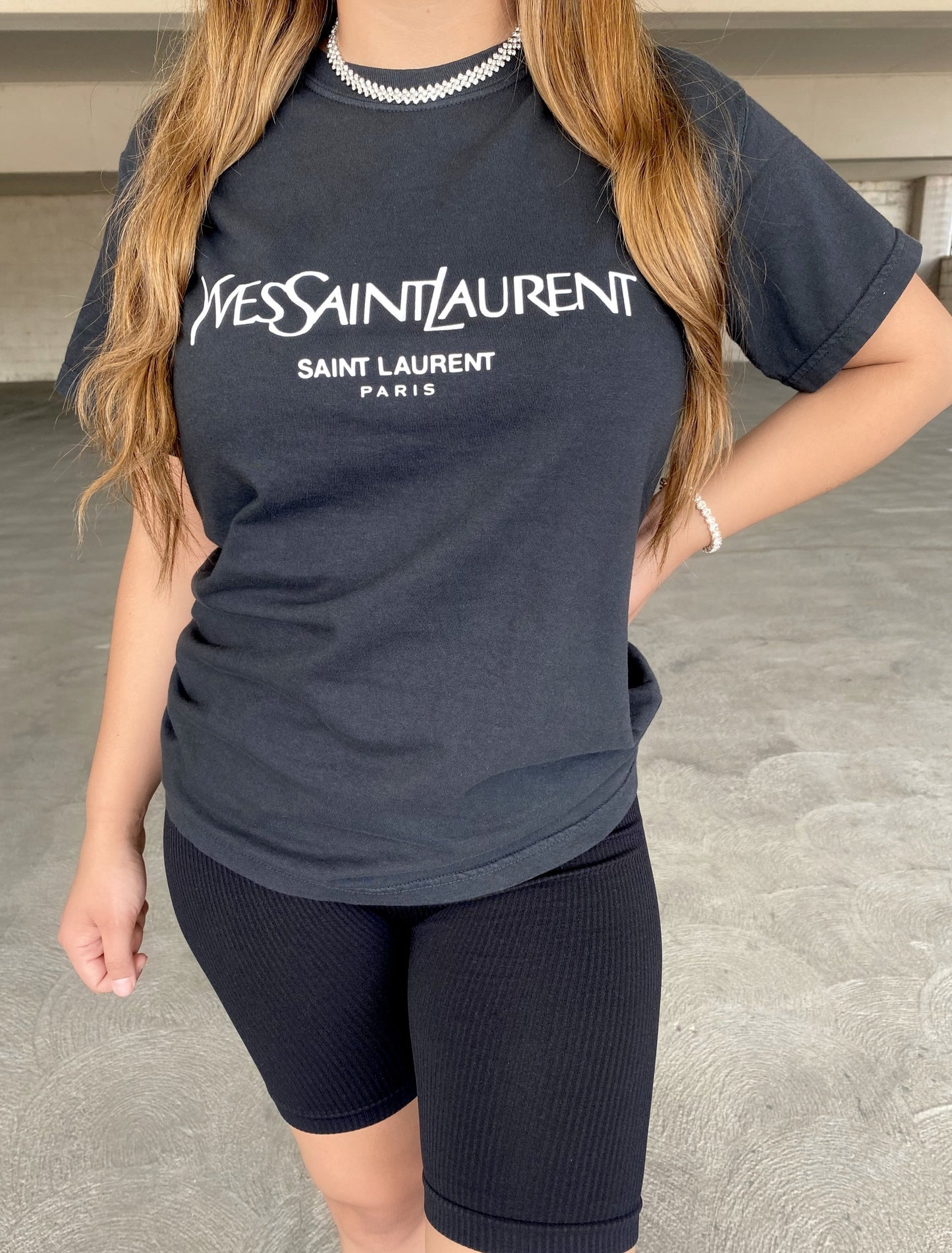 Saint tee- Faded black