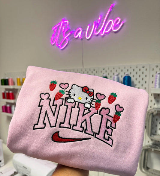 NKE Hello Kitty embroidery Strawberry 🍓