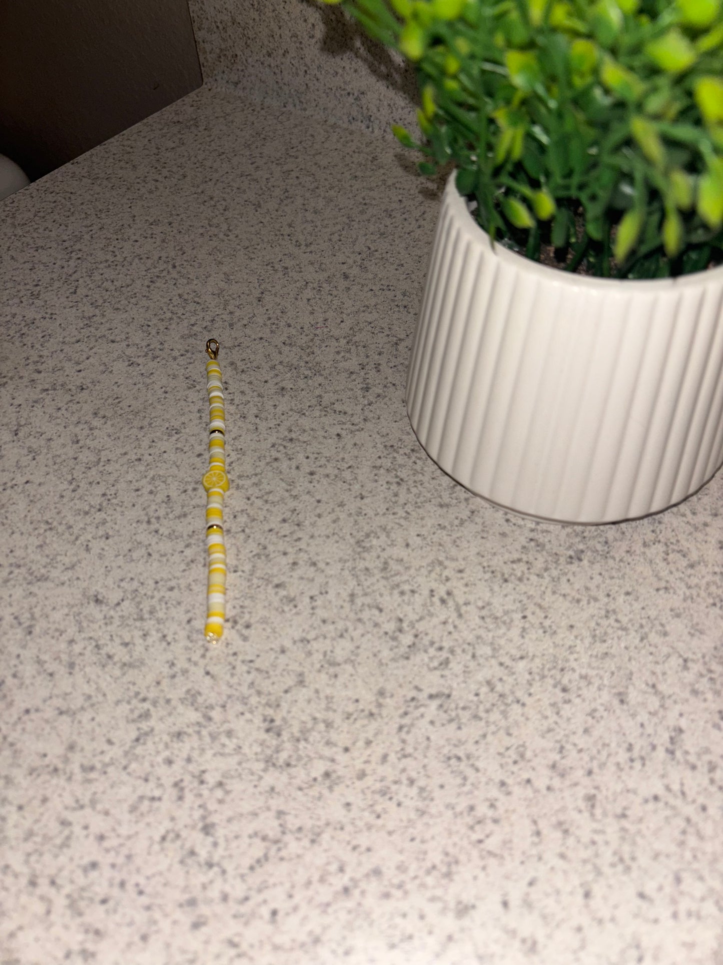 🌙 🌻𝘭𝘦𝘮𝘰𝘯 𝘭𝘪𝘨𝘩𝘵 𝘬𝘦𝘺𝘤𝘩𝘢𝘪𝘯..🍋⭐️